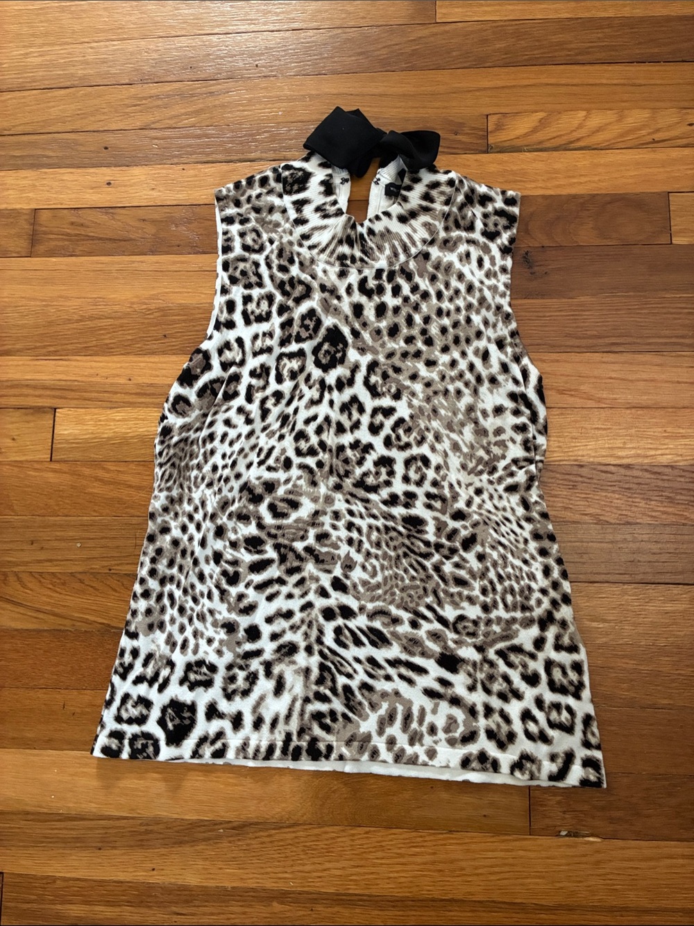 WHBM leopard print mock neck sweater tank size S